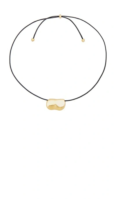 Heaven Mayhem Pebble Necklace In Metallic Gold