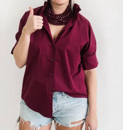Heidi Houston Short Sleeve Ruffle Shirt In Maroon In Burgundy