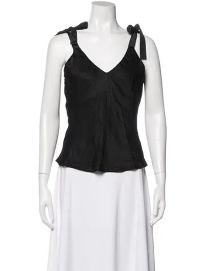 Pre-owned Heidi Merrick V-neck Sleeveless Top In Green
