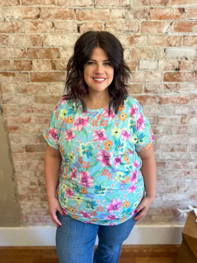 Heimish Usa Melody Short Sleeve Top In Aqua Floral In Blue