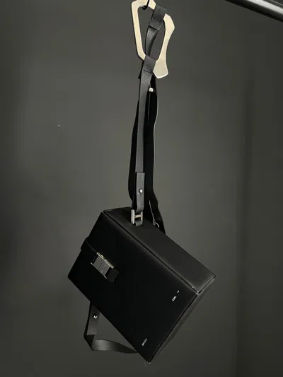 Pre-owned Heliot Emil Overt Box Bag In Black