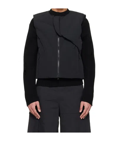 Heliot Emil Visus Round Neck Vest In Black