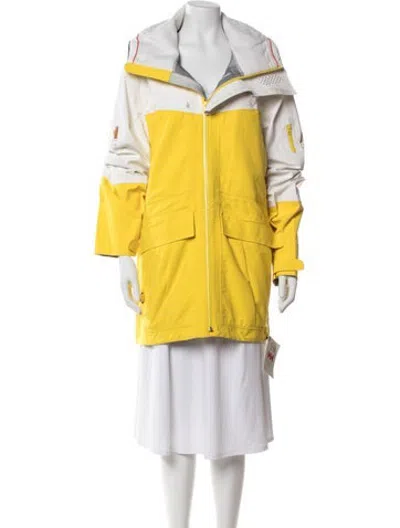 Pre-owned Helly Hansen Colorblock Pattern Performance Jacket In Yellow