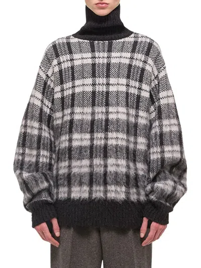 HELMUT LANG MEN'S CHUNKY TURTLENECK SWEATER