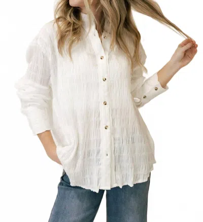 Hem & Thread Calla Crinkle Button Up Top In White