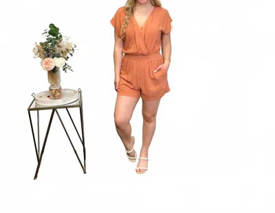 Hem & Thread Know Your Mind Lightweight Short Sleeve Romper In Clay In Grey