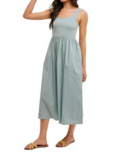 Hem & Thread Mckenna Scoop Neck Midi Dress In Light Blue Grey In Multi