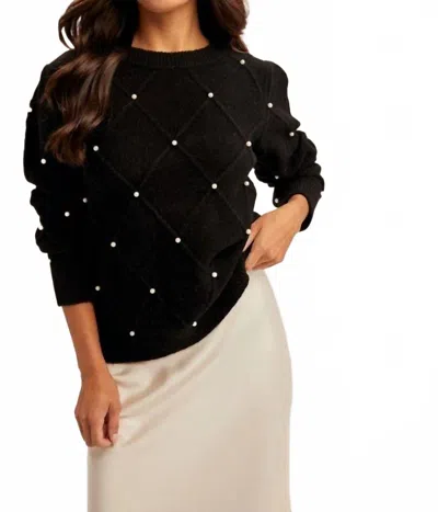 Hem & Thread Pearl Detailed Sweater In Black