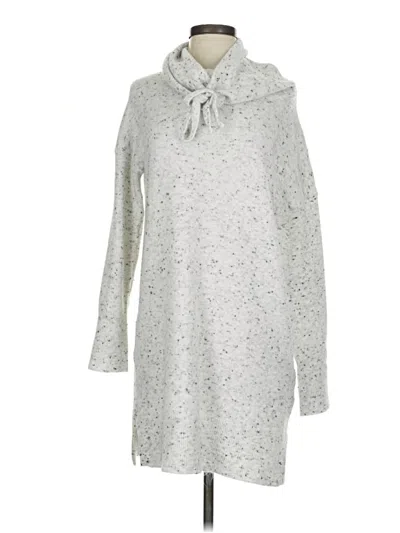 Pre-owned Hem & Thread Pullover Sweater In Silver