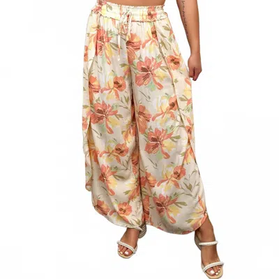 Hem & Thread Saying Aloha High-rise Bottoms In Cream In Neutral