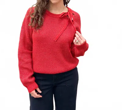Hem & Thread Tie Neck Sweater In Red