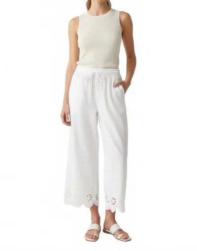 Hem & Thread Vira Embroidery Cut Out Capri Pants In White