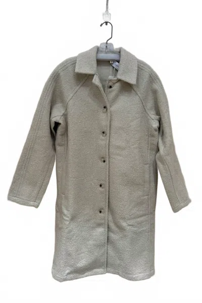 Hem & Thread Women's Textured Tailored Coat In Ecru In Gray