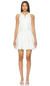 Hemant & Nandita Short Dress With Buckle Belt In 灰白色