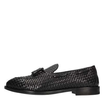 Henderson Flat Shoes In Black
