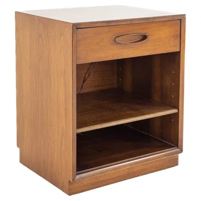 Pre-owned Henredon Circa 60' Mid-century Walnut Nightstand In Brown