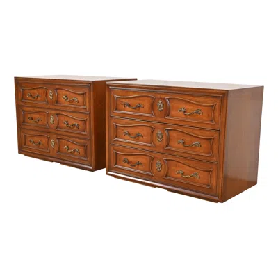 Pre-owned Henredon French Provincial Louis Xv Carved Walnut Chests Of Drawers, Pair In Brown