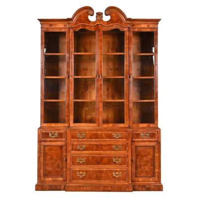 Pre-owned Henredon Georgian Carved Mahogany Lighted Breakfront Bookcase Cabinet In Brown