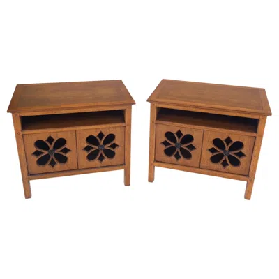 Pre-owned Henredon Pair Double Door Pierced Carved Doors Compartment Night Stands End Tables Mint In Brown