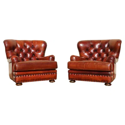 Pre-owned Henredon Pair Of 1990s  Churchill Tufted Distressed Brown Leather Club Chairs