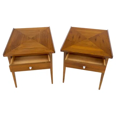 Pre-owned Henredon Pair Of Walnut Rolled Edges Square One Drawer Tapered Legs End Side Tables Stand In Brown