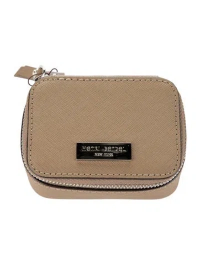 Pre-owned Henri Bendel Leather Solid Travel Case In Neutral