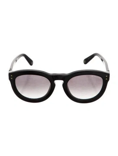 Pre-owned Henri Bendel Wayfarer Gradient Sunglasses In Black