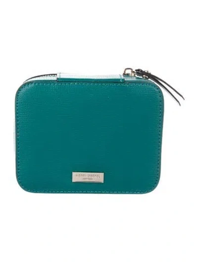 Pre-owned Henri Bendel Zip Travel Case In Green