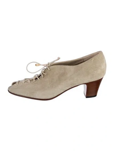 Pre-owned Henry Beguelin Suede Pumps In Neutral