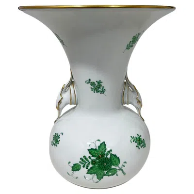 Pre-owned Herend Hungary Porcelain "apponyi Green" Vase With Pheasant Heads In Transparent