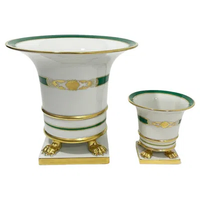 Pre-owned Herend Hungary Porcelain Empire Claw Feet Vases D'or Et Vert Pattern In Sand