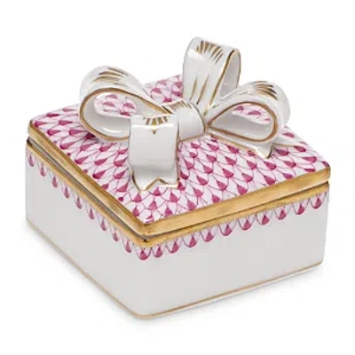 Herend Porcelain Box With Bow In Raspberry