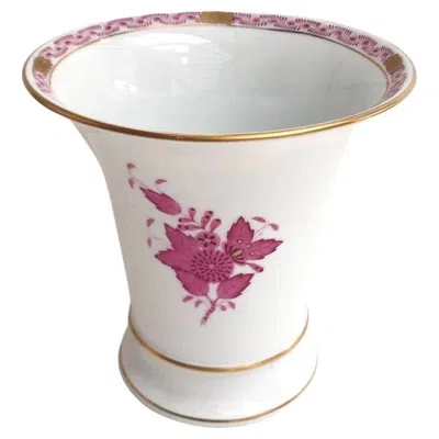 Pre-owned Herend Vintage White Gilding Vase With Pink Flower Pattern By , 1970s