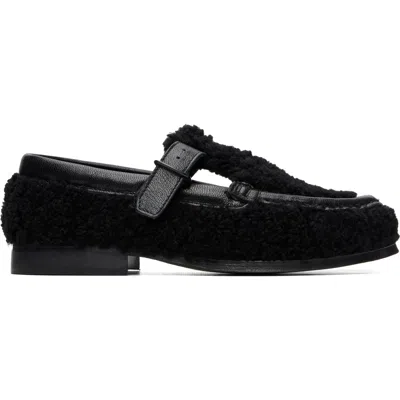 Hereu ブラック Alber カーリーシアリング Tストラップ ローファー In Black