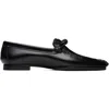 Hereu ブラック Aresta ポインティー ローファー In Black