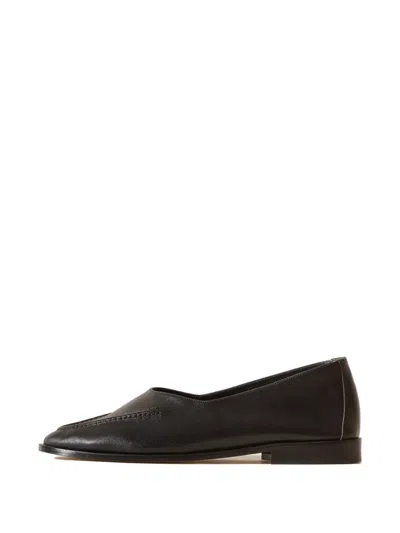Hereu Juliol W Leather Loafers In Black