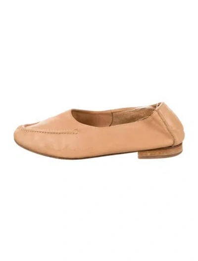 Pre-owned Hereu Leather Ballet Flats In Neutral