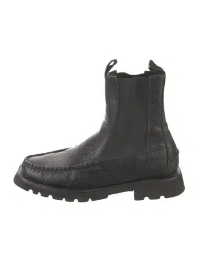Pre-owned Hereu Leather Chelsea Boots In Black