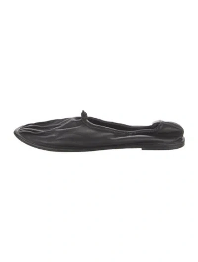 Pre-owned Hereu Leather Flats In Black