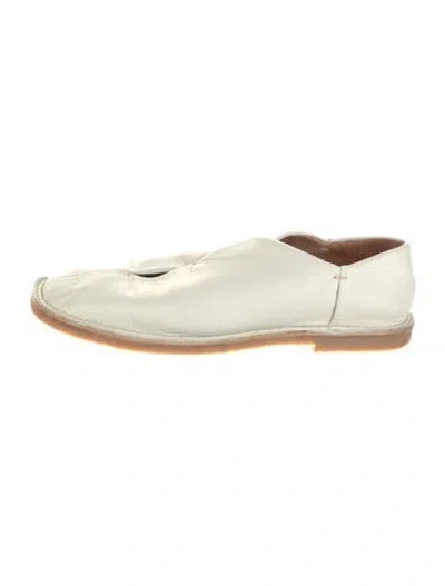 Pre-owned Hereu Leather Flats In White