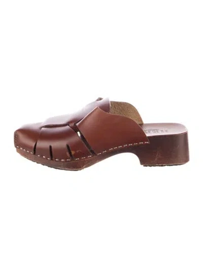 Pre-owned Hereu Leather Mules In Brown