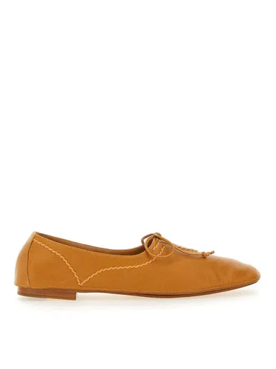 Hereu Artisan Bow Detail Flat Shoes In Orange