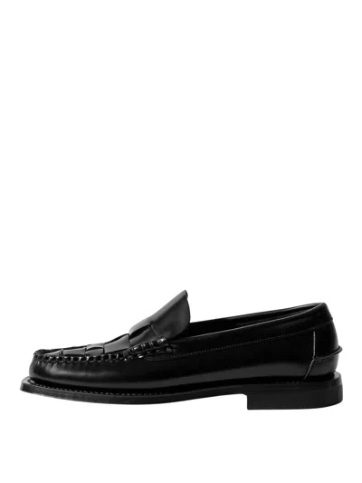 Hereu Nombela In Black
