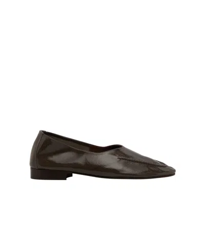 Hereu Pleated Shiny Ballet Flats In Black