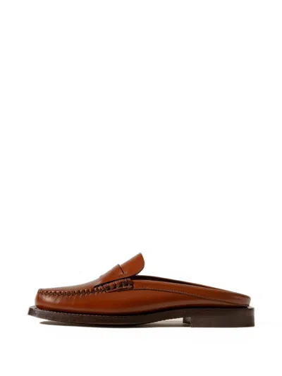 Hereu Sineu Flat Mules In Brown