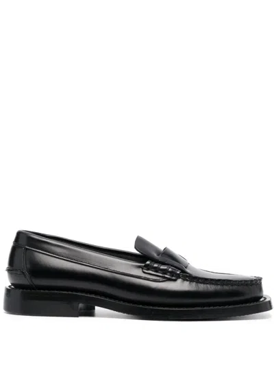 Hereu Round Head Loafer Shoes In Black