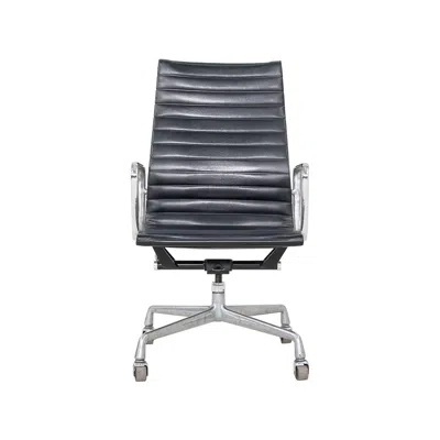 Pre-owned Herman Miller 1981  Eames Aluminum Group Executive Desk Chair In Black Naugahyde