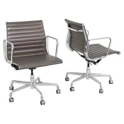 Pre-owned Herman Miller 2013  Eames Aluminum Group Desk Chairs In Brown 9x Available