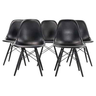 Pre-owned Herman Miller 2019  Eames Dsw Molded Wood Side Chair W/ Dowel Base In Black