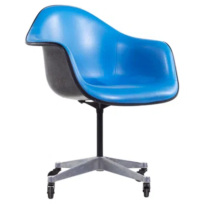 Pre-owned Herman Miller Eames For  Mcm Blue Padded Fiberglass Swivel Office Chair
